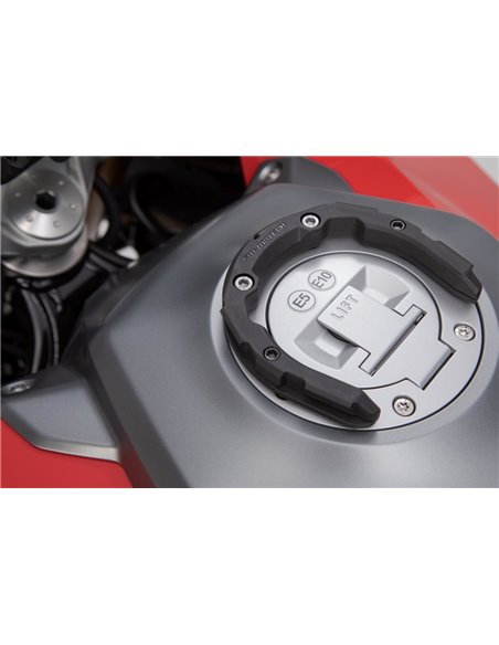 Anillo de Depósito PRO SW-Motech para Ducati/ Triumph/ Yamaha. 5 tornillos.